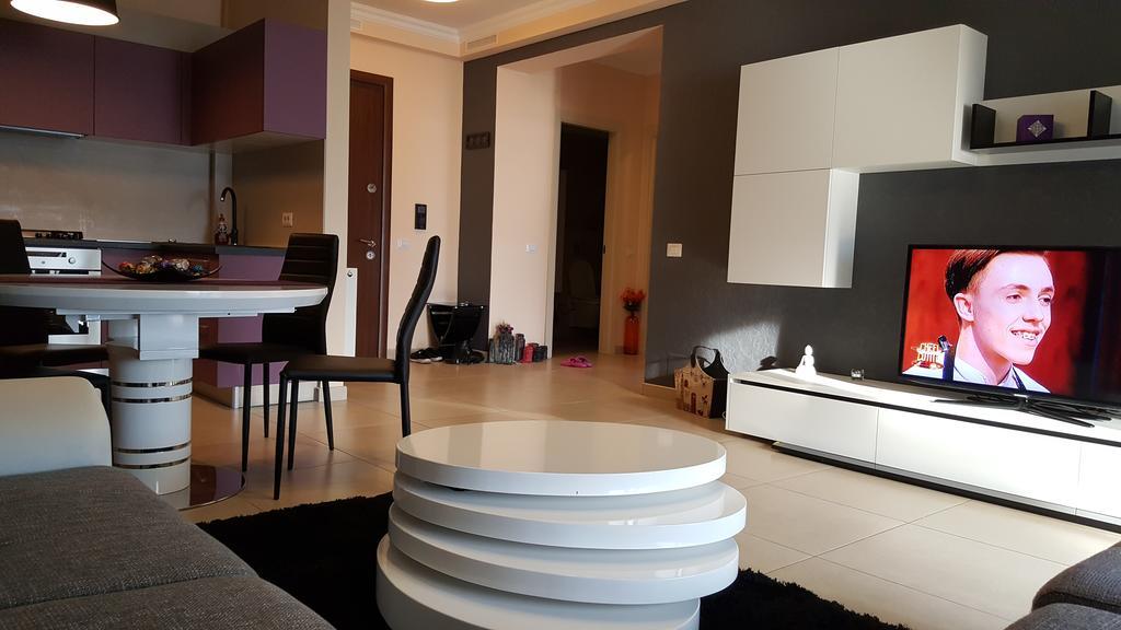 Solid House Residence Mamaja Zewnętrze zdjęcie